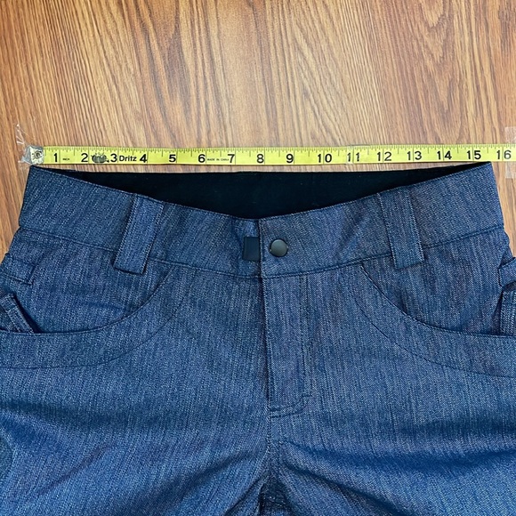 686 Women's “Patron” Insulated Snowboard/Ski Pant - Small - Picture 10 of 10